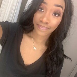 Meet your Posher, Ciera